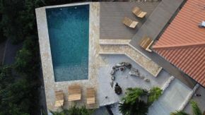 Casa Luna - Ocean View Private Luxury Suites